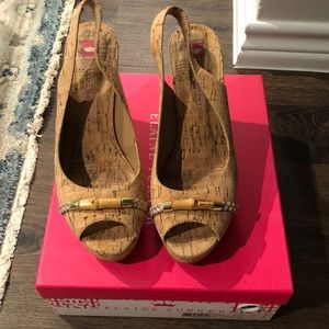 Elaine Turner Cork wedges size 8.